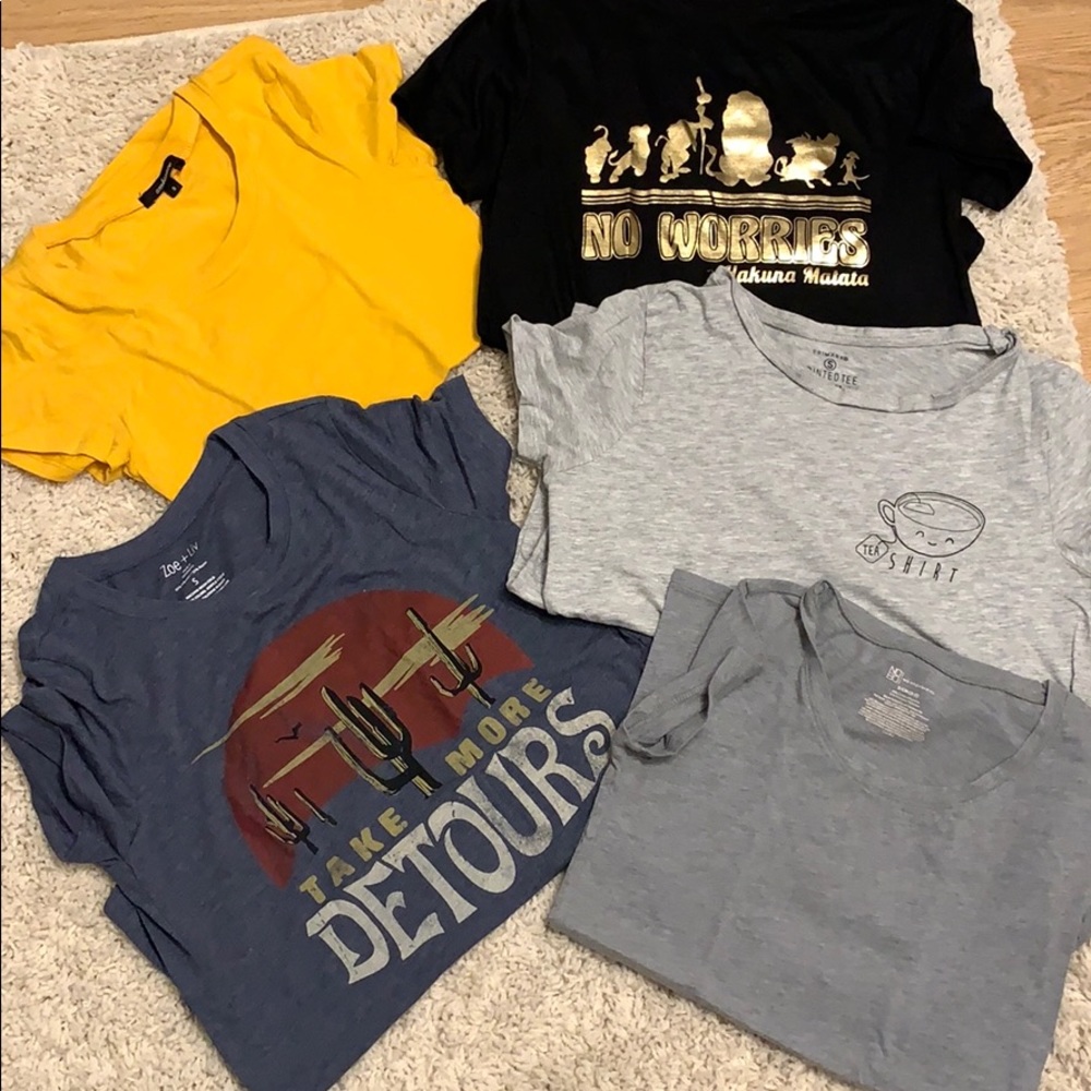 Tshirt bundle with free gift